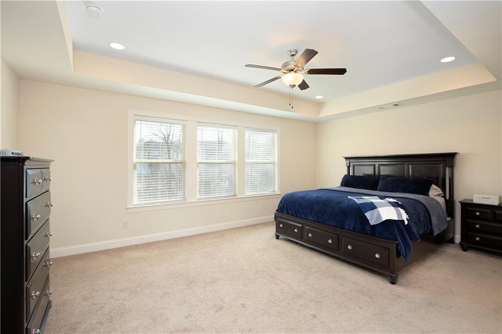 6120 Bluff Heights Drive