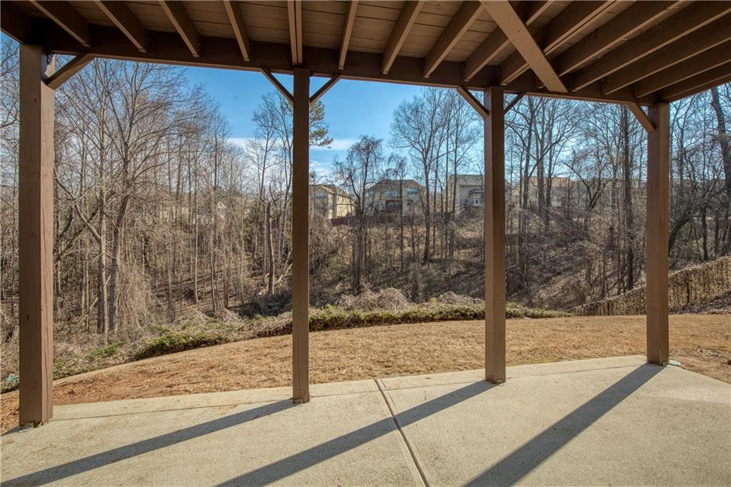 6120 Bluff Heights Drive