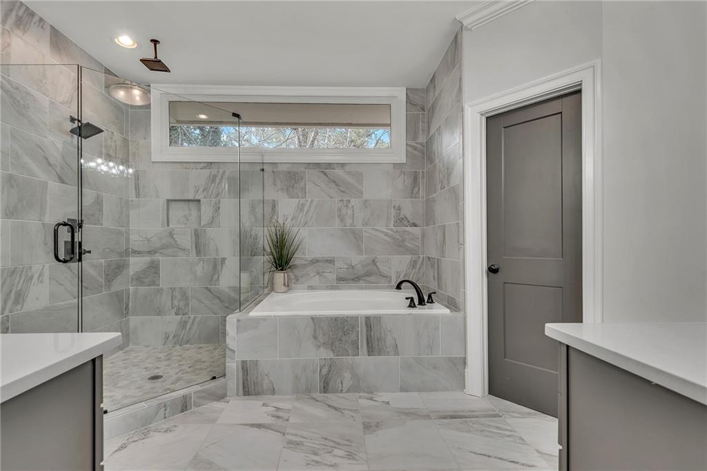 165 Highland Oaks Court