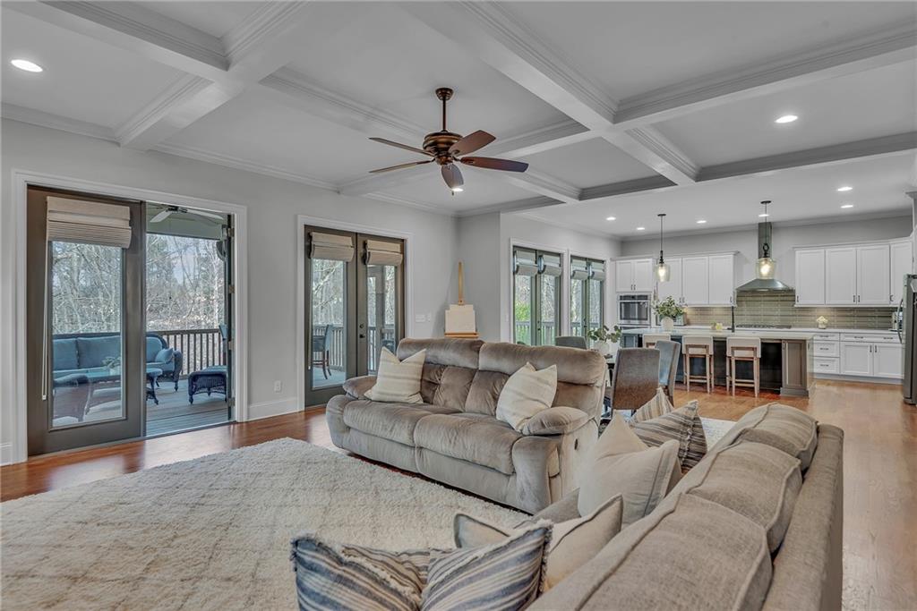 165 Highland Oaks Court