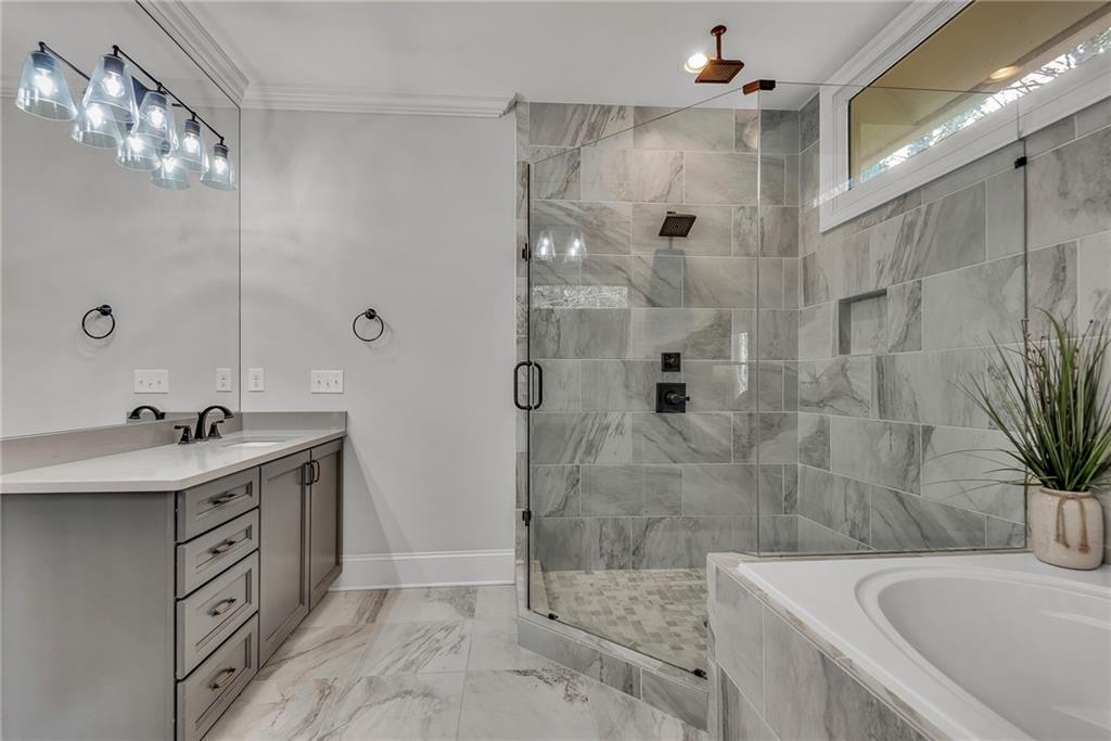 165 Highland Oaks Court