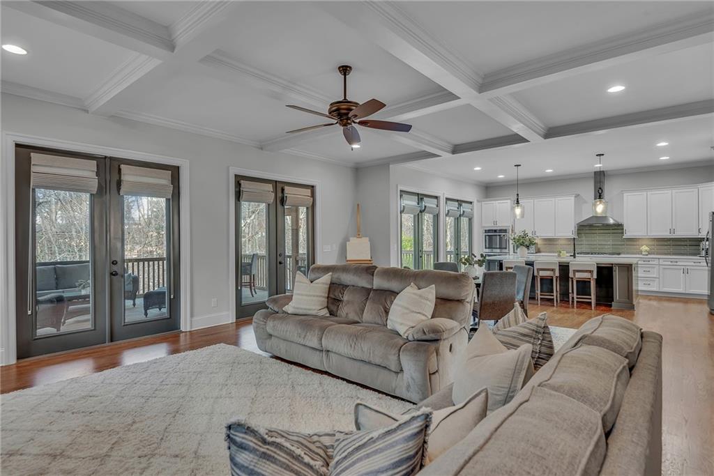 165 Highland Oaks Court