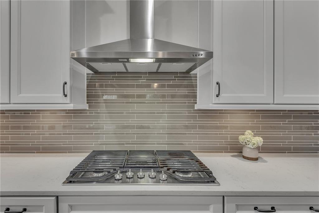 165 Highland Oaks Court