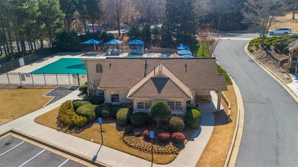 165 Highland Oaks Court