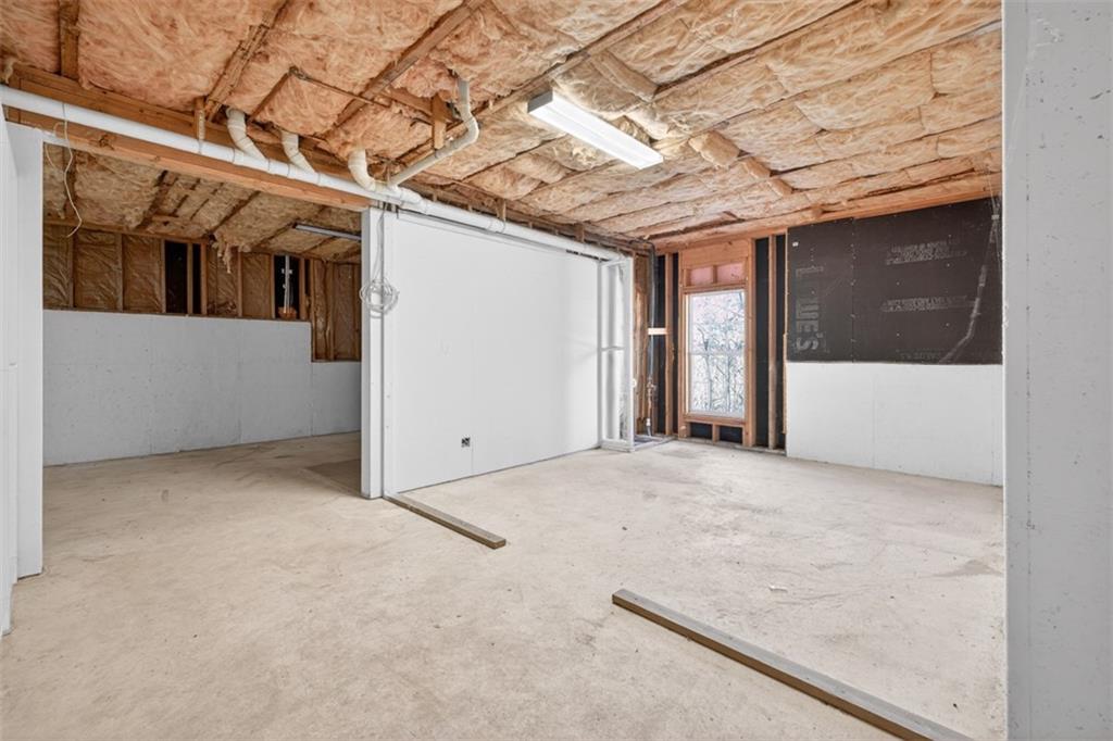 1585 Highland Farm Drive