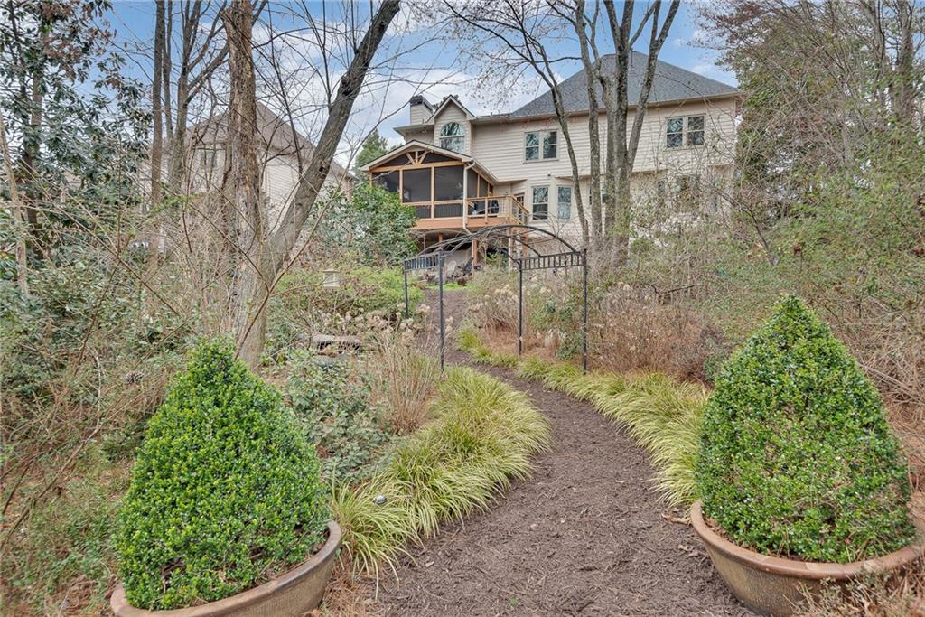 520 Fawn Run