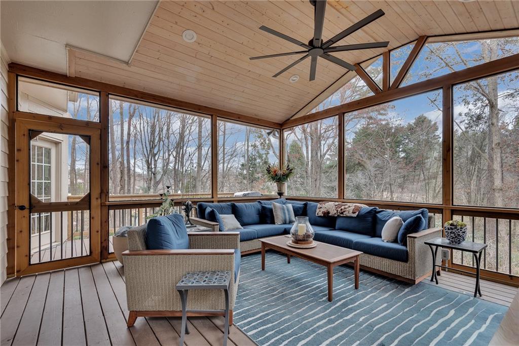520 Fawn Run