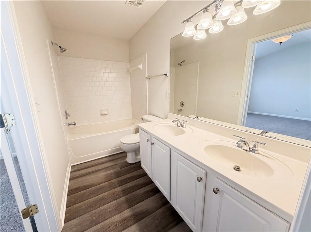 3366 Lathenview Court