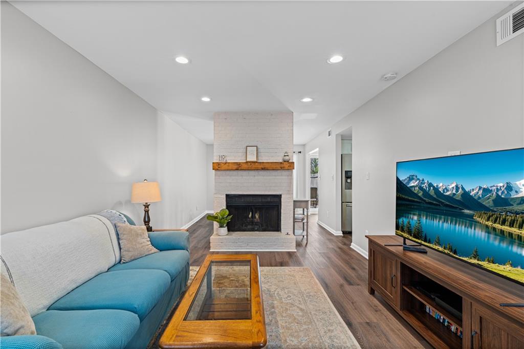 7750 Roswell Road Unit 9E