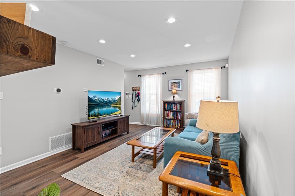 7750 Roswell Road Unit 9E