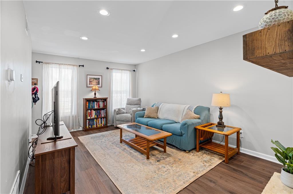 7750 Roswell Road Unit 9E