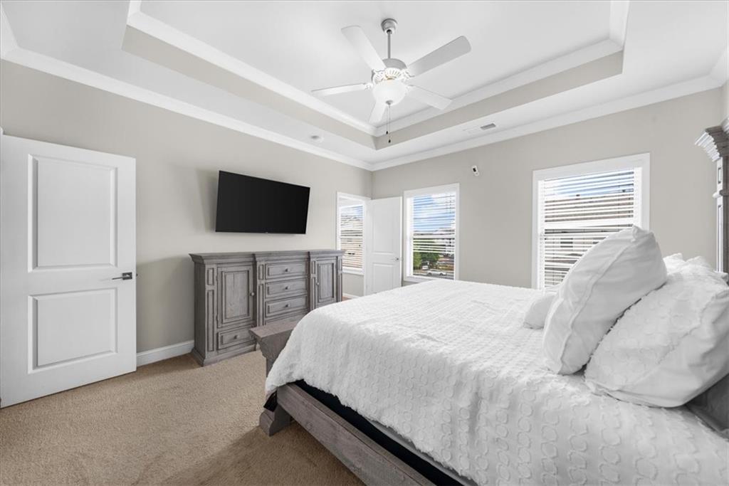 1097 Township Square