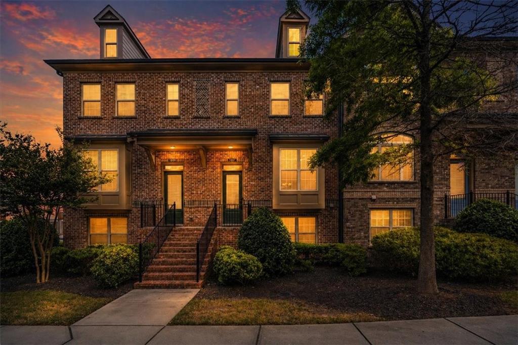 1097 Township Square