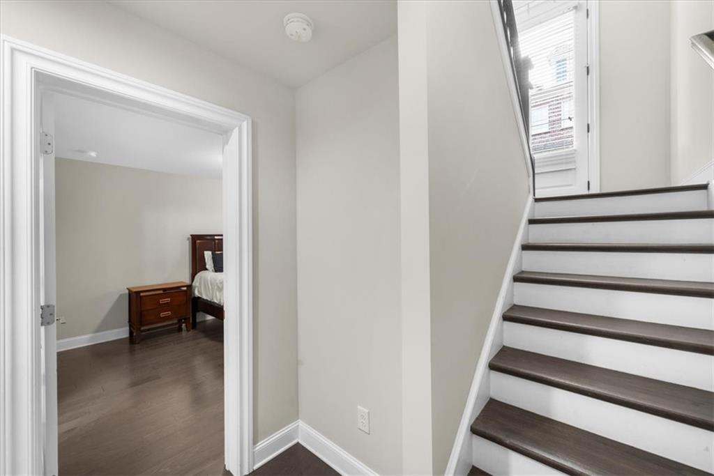 1097 Township Square