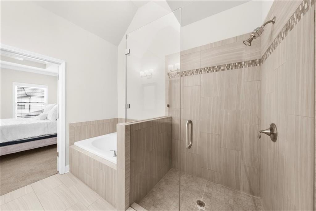 1097 Township Square