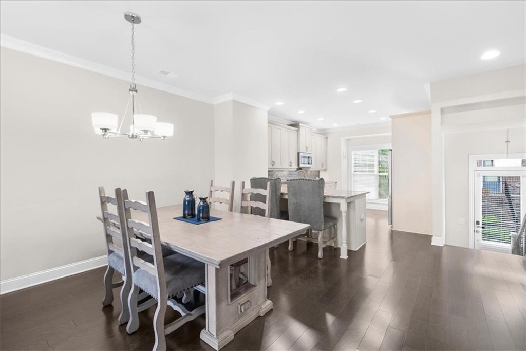 1097 Township Square