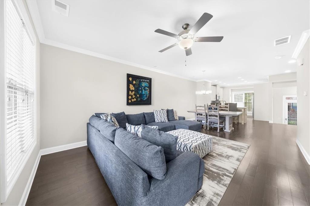 1097 Township Square