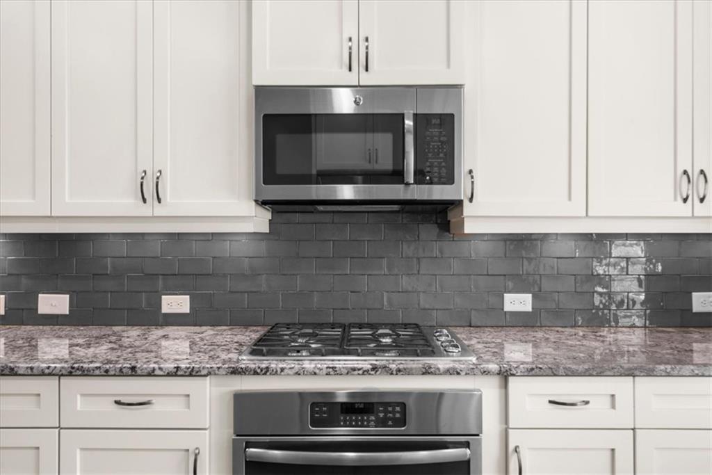 1097 Township Square