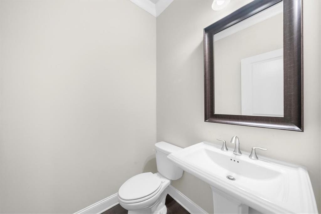 1097 Township Square