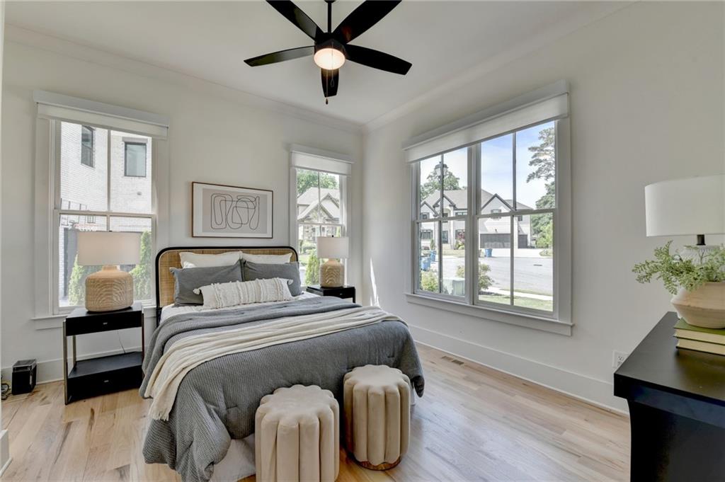 1370 Rumson Lane
