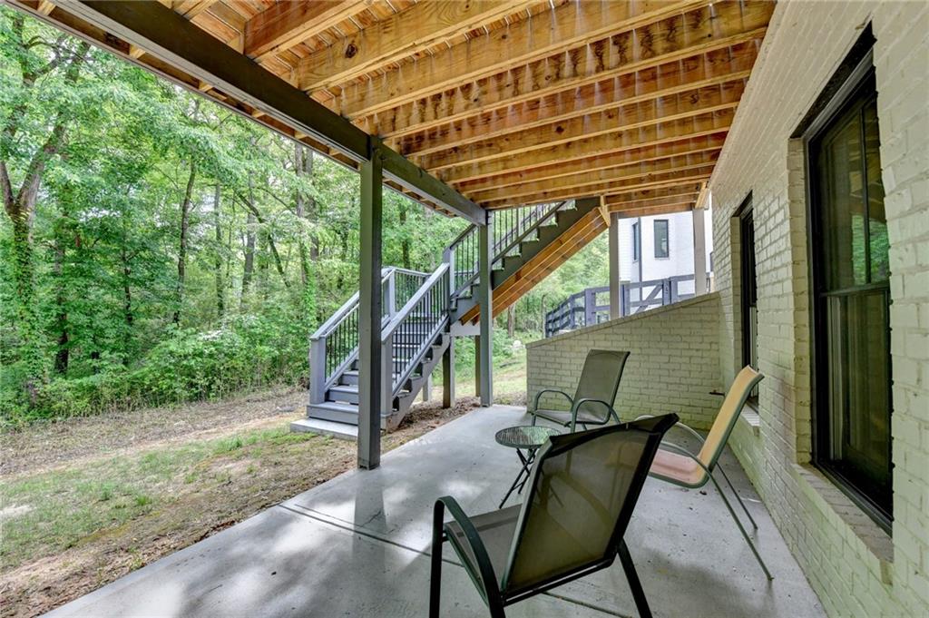 1370 Rumson Lane