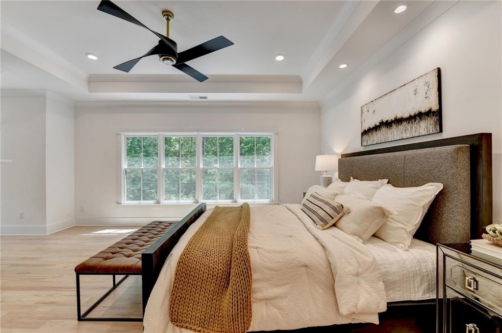 1370 Rumson Lane
