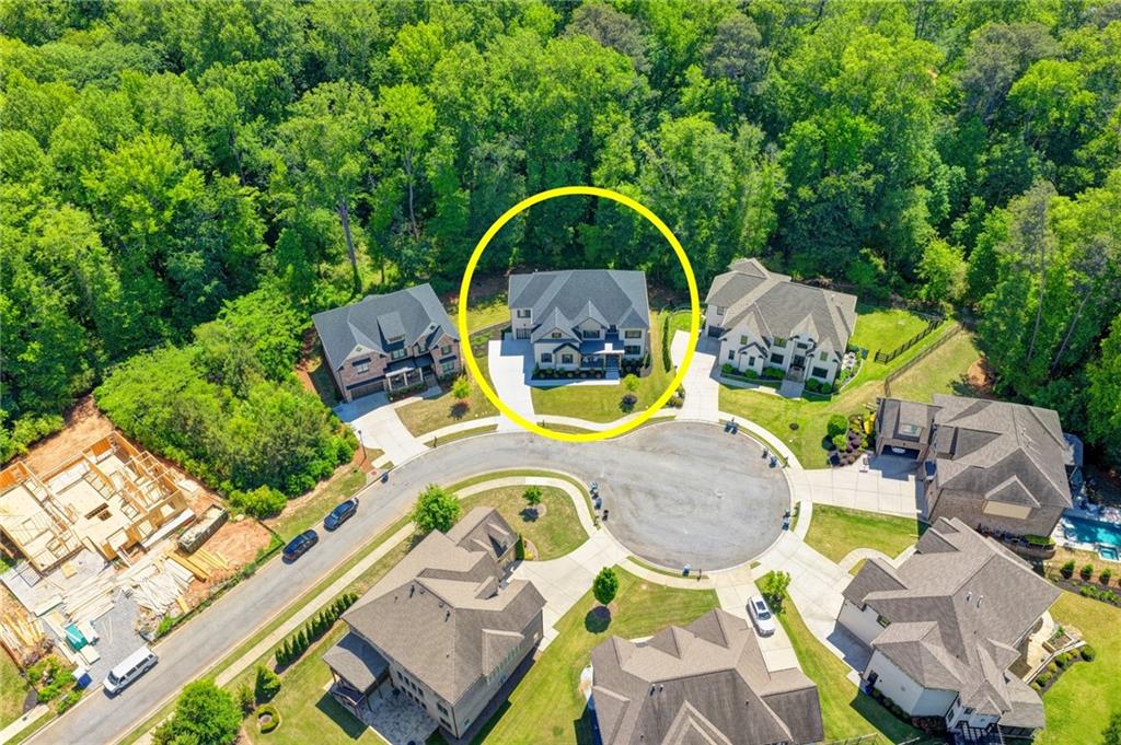 1370 Rumson Lane