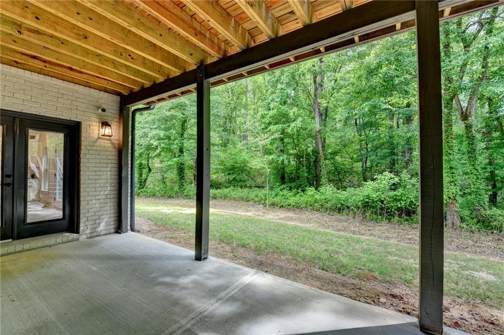 1370 Rumson Lane