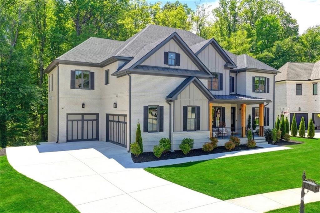 1370 Rumson Lane