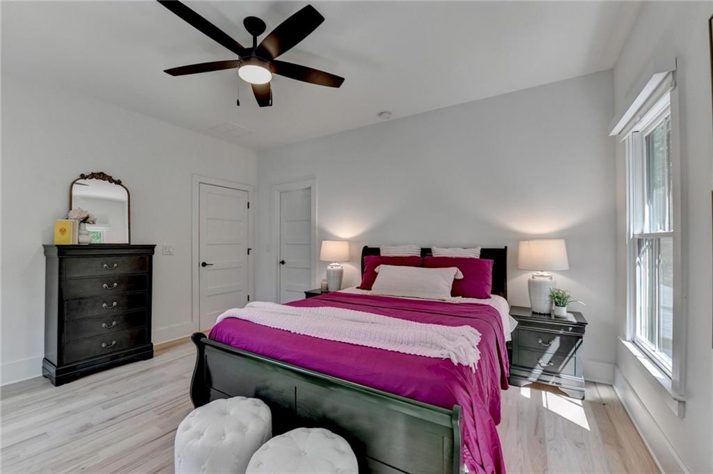 1370 Rumson Lane