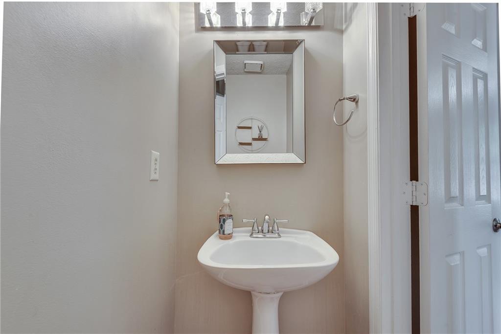 11105 Abbotts Station Drive