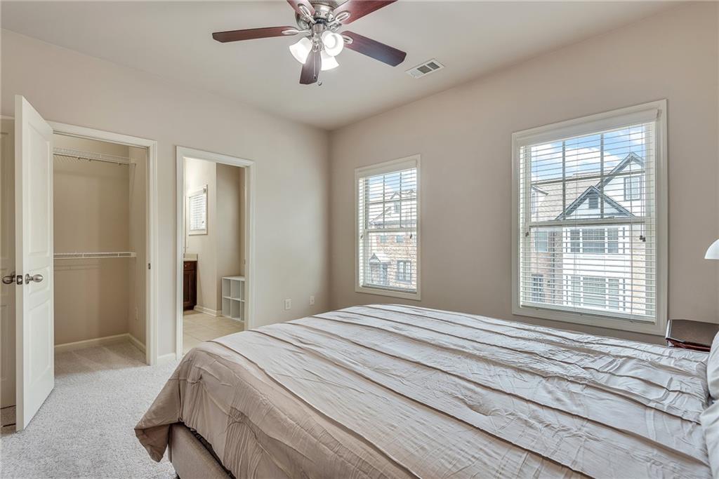 9005 Woodland Trail