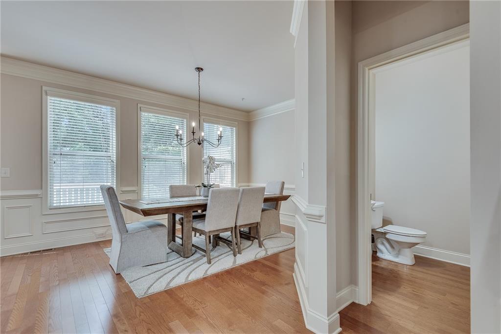 9005 Woodland Trail