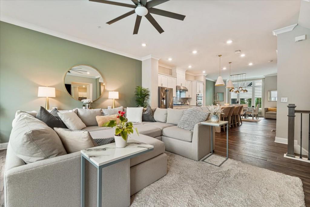 935 Catamaran Court