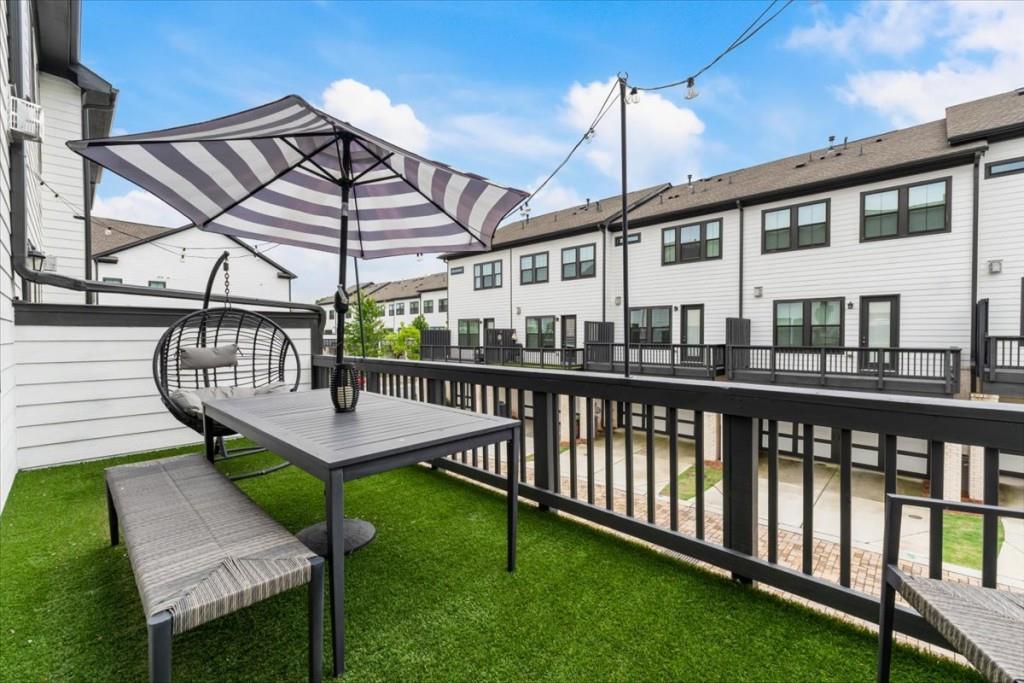 935 Catamaran Court