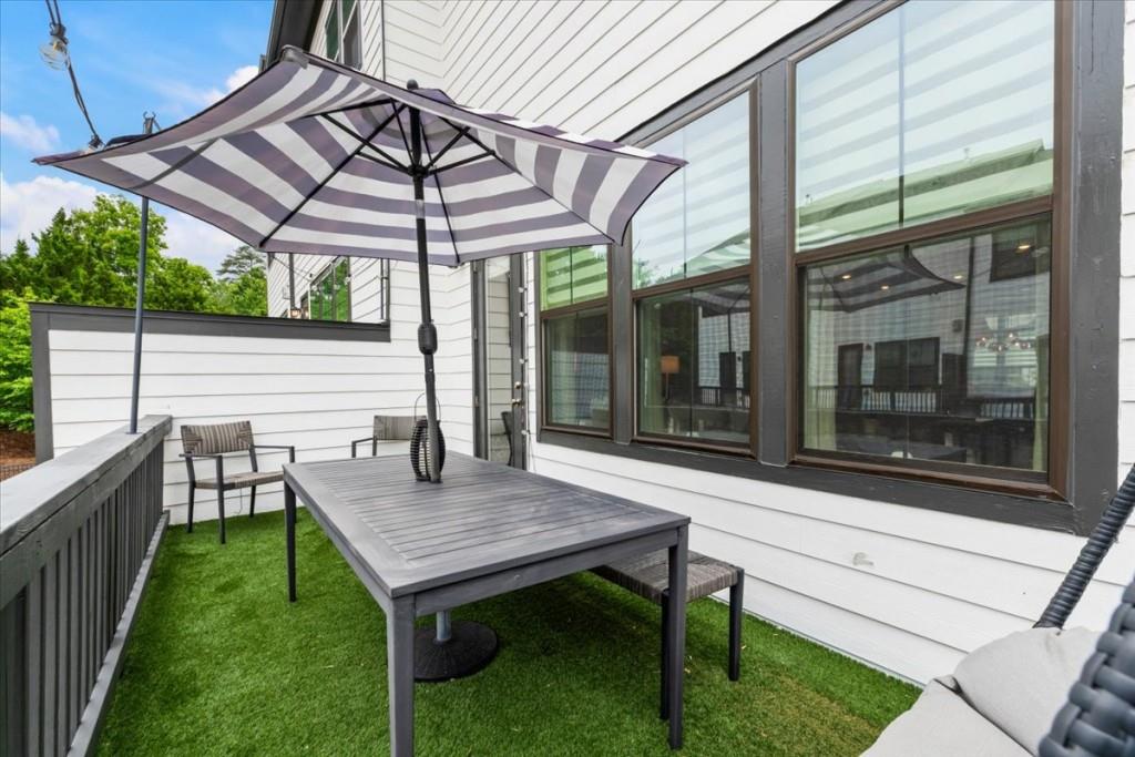935 Catamaran Court