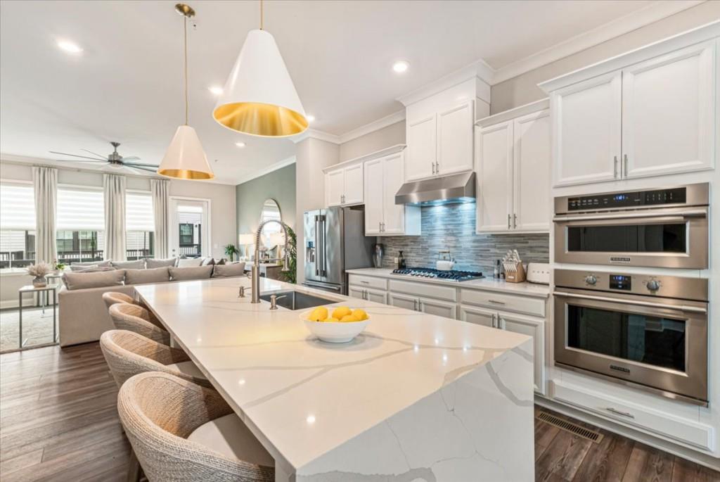 935 Catamaran Court