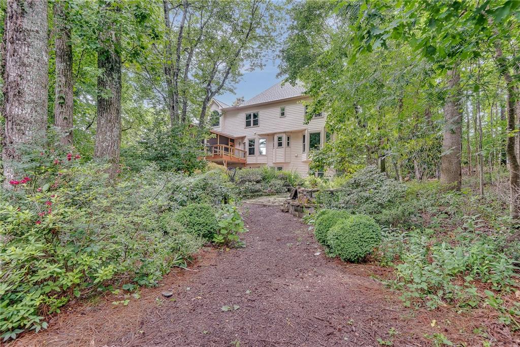 520 Fawn Run
