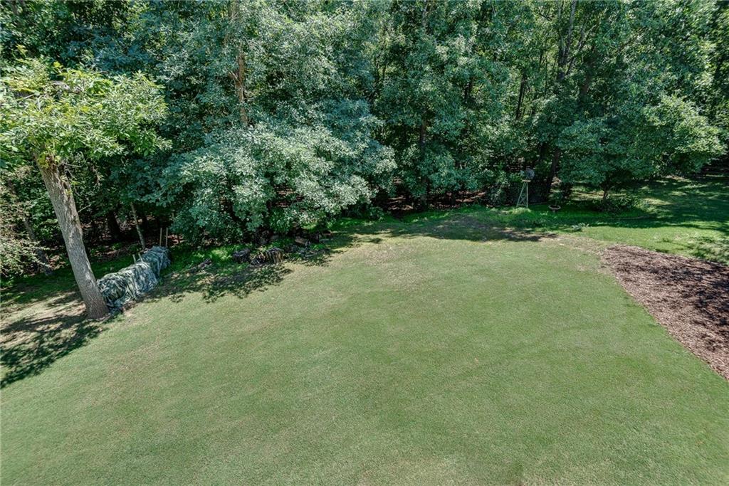 6551 Maid Marion Close