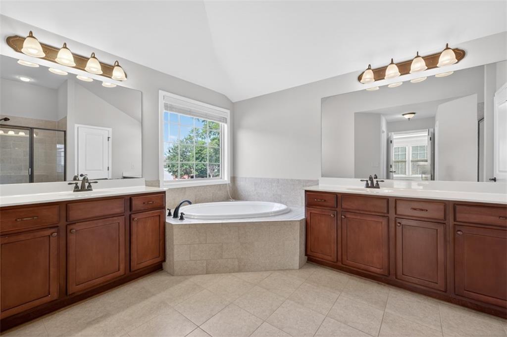 1588 Centerville Drive