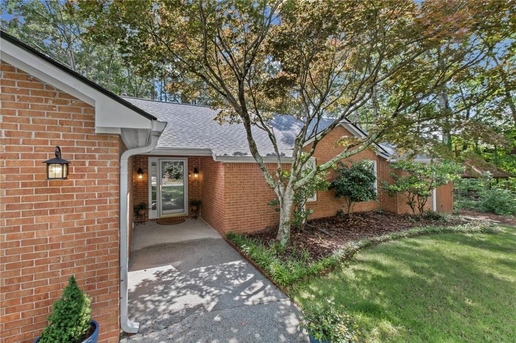 2665 Shadow Pine Drive
