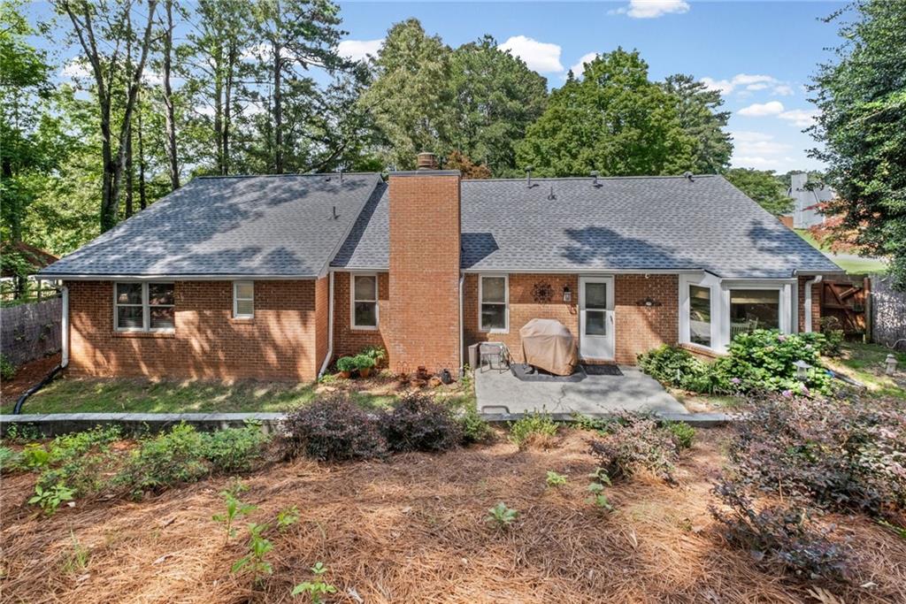 2665 Shadow Pine Drive