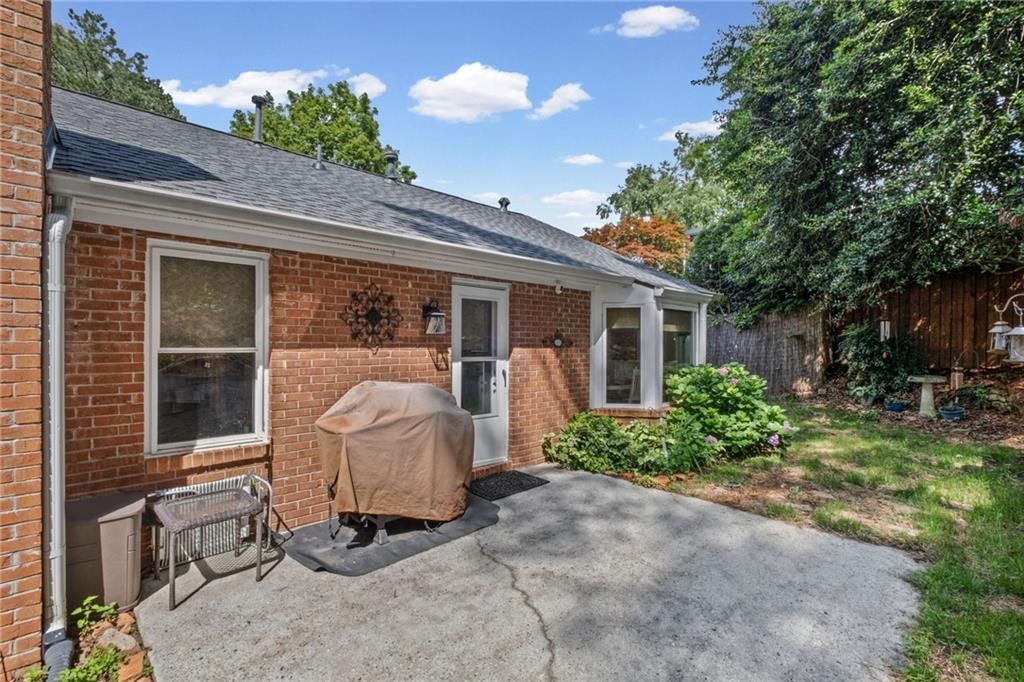 2665 Shadow Pine Drive