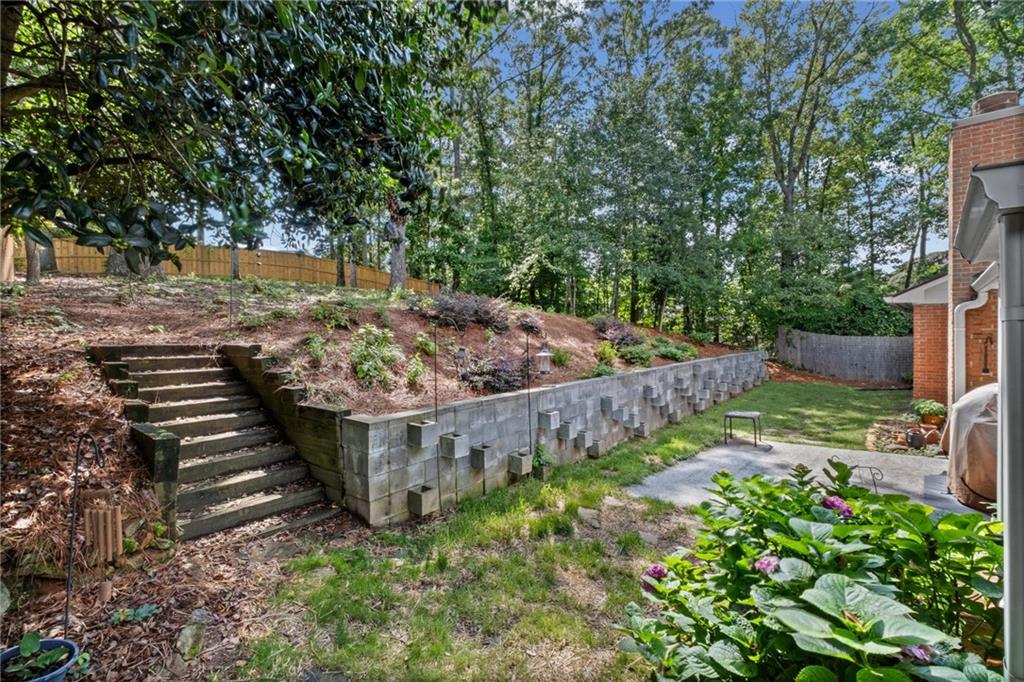 2665 Shadow Pine Drive