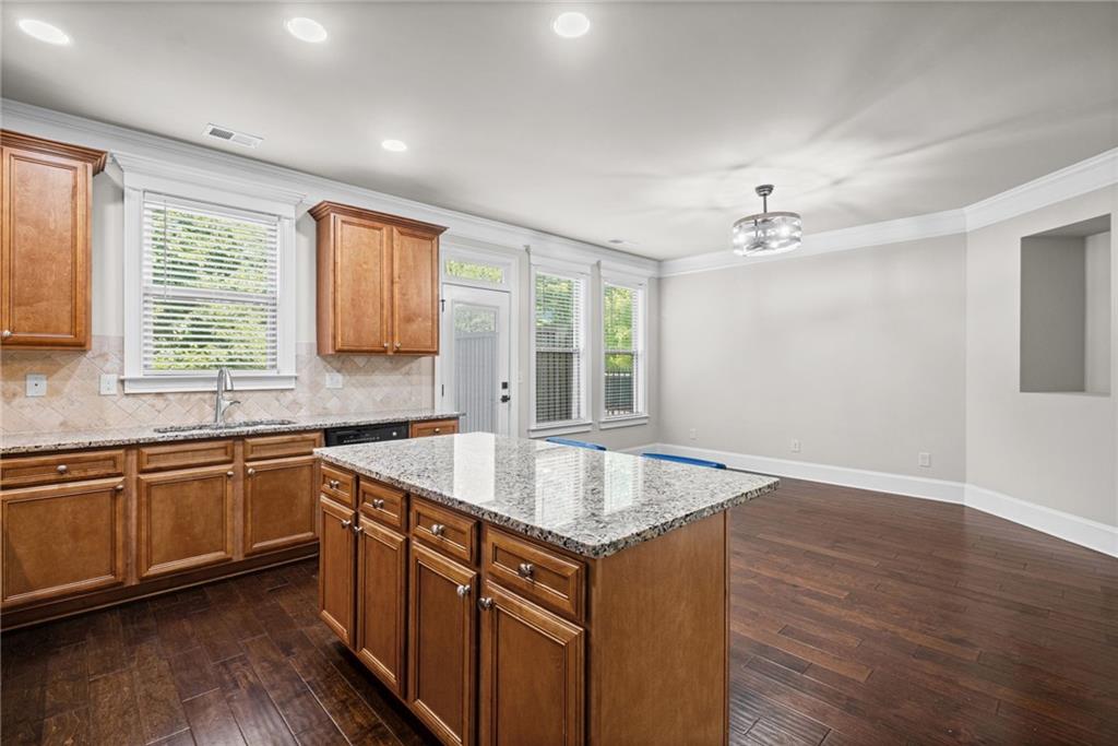 440 Jardin Court
