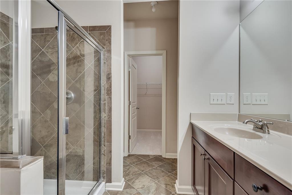 9005 Woodland Trail