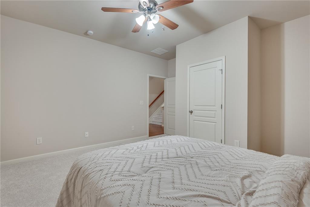 9005 Woodland Trail