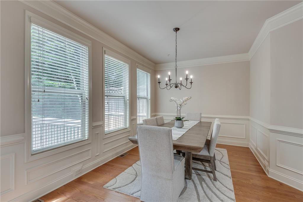 9005 Woodland Trail
