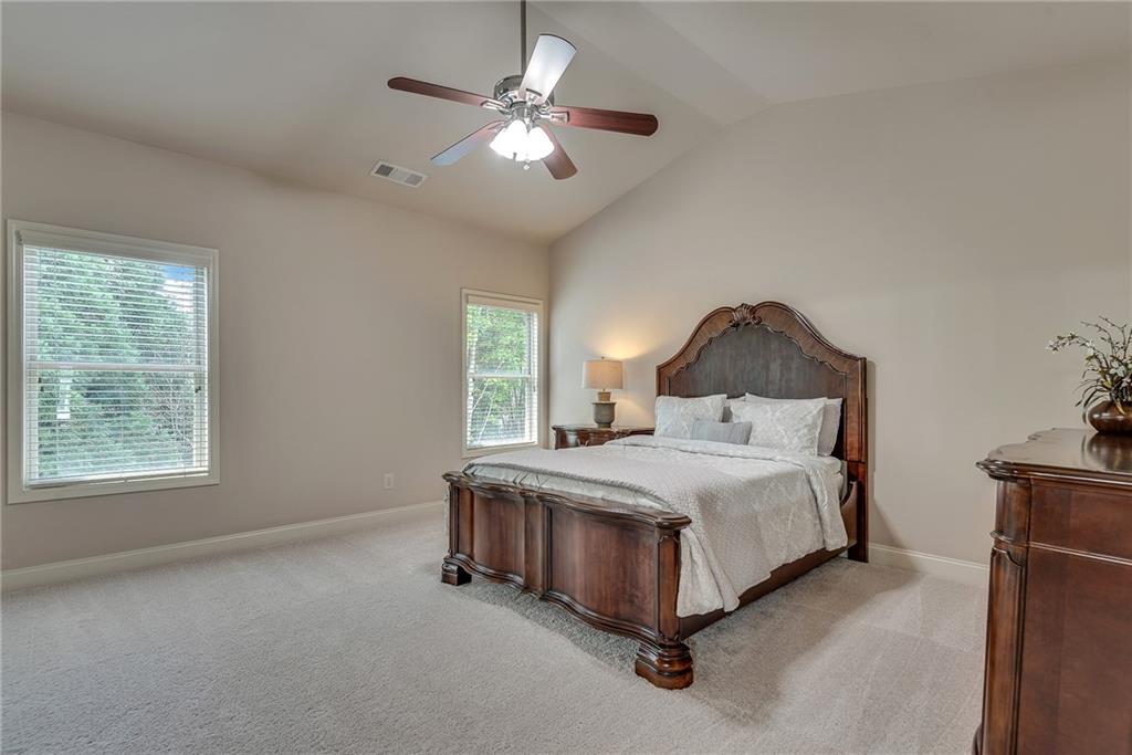 9005 Woodland Trail