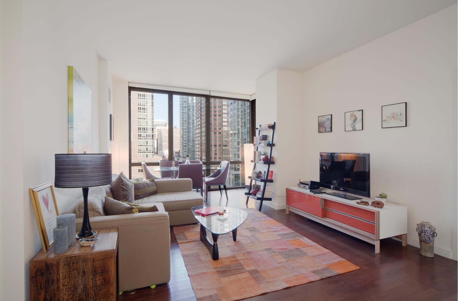 101 W 24TH Street 10E